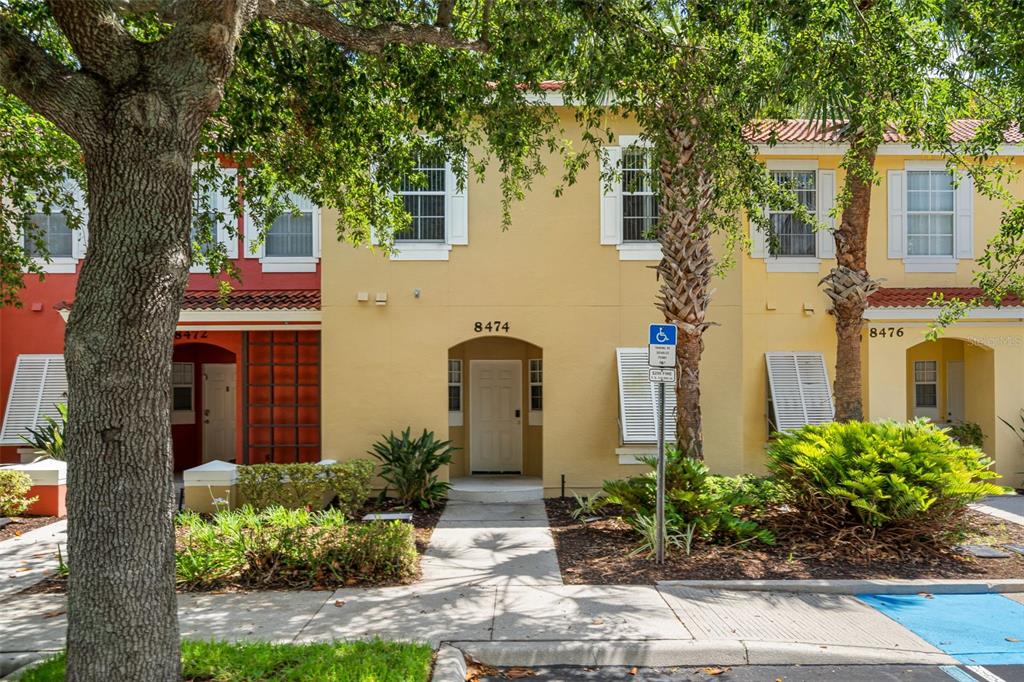 8474 CRYSTAL COVE LOOP