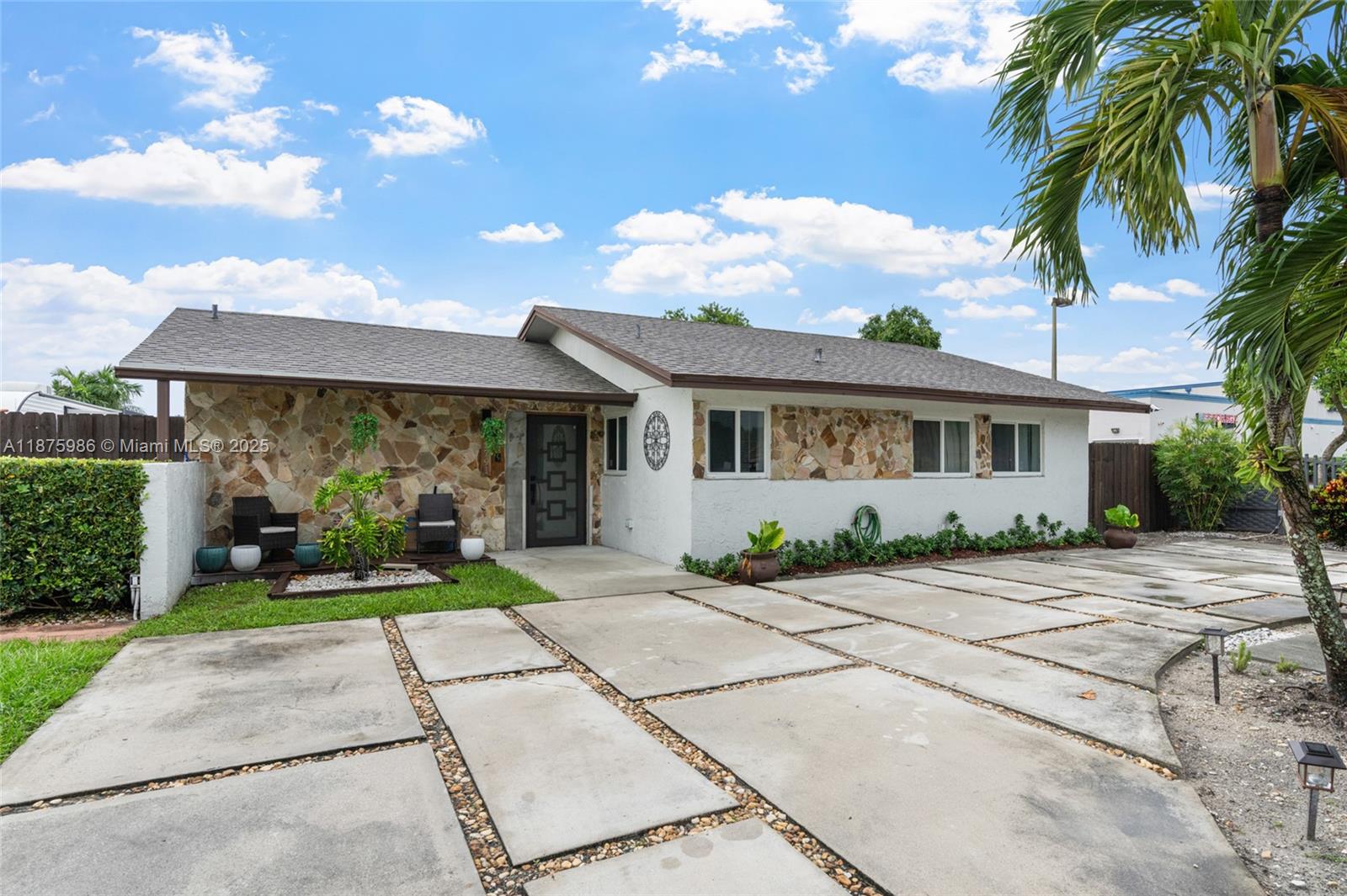 2791 NW 207th St, Miami Gardens FL 33056