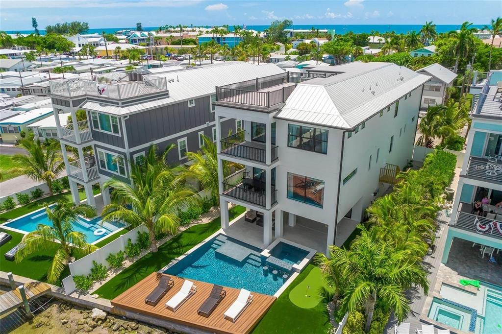 203 BAY DRIVE N, BRADENTON BEACH, FL — photo 2 of 30
