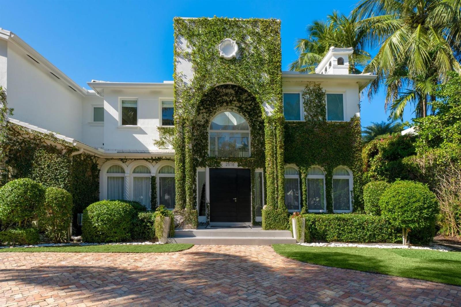 2516 Sunset Drive, Miami Beach FL 33140