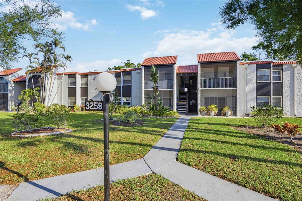 3259 BENEVA ROAD UNIT 101