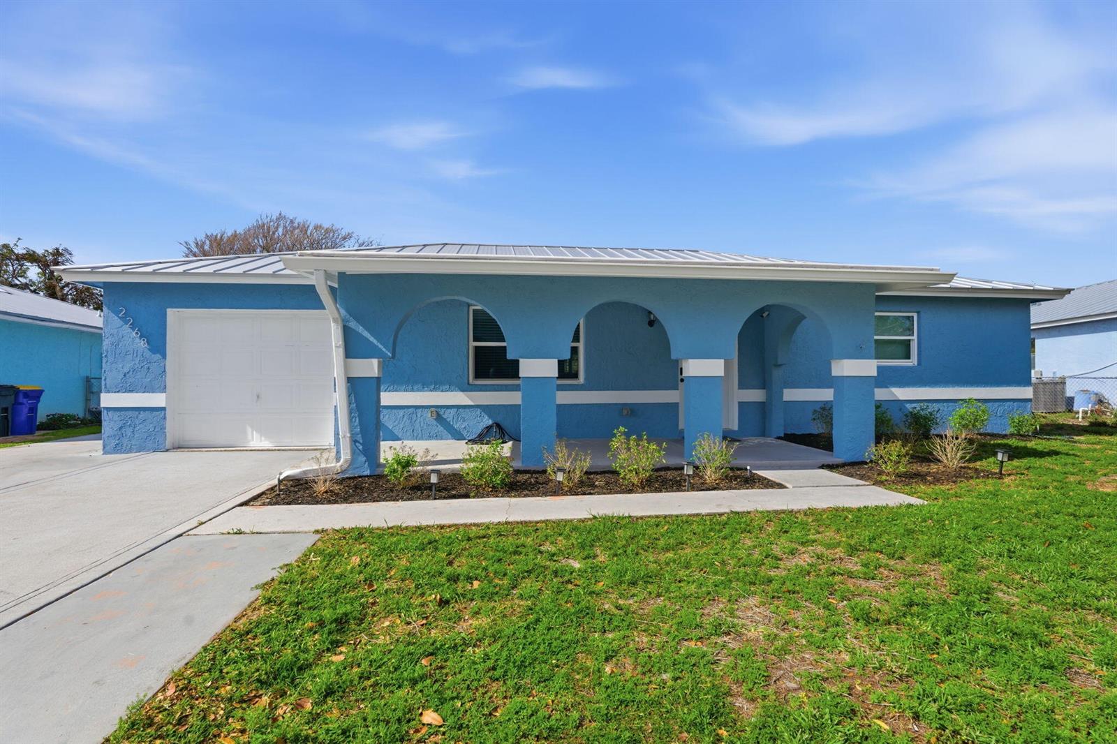 2268 NE 16th Court, Jensen Beach FL 34957