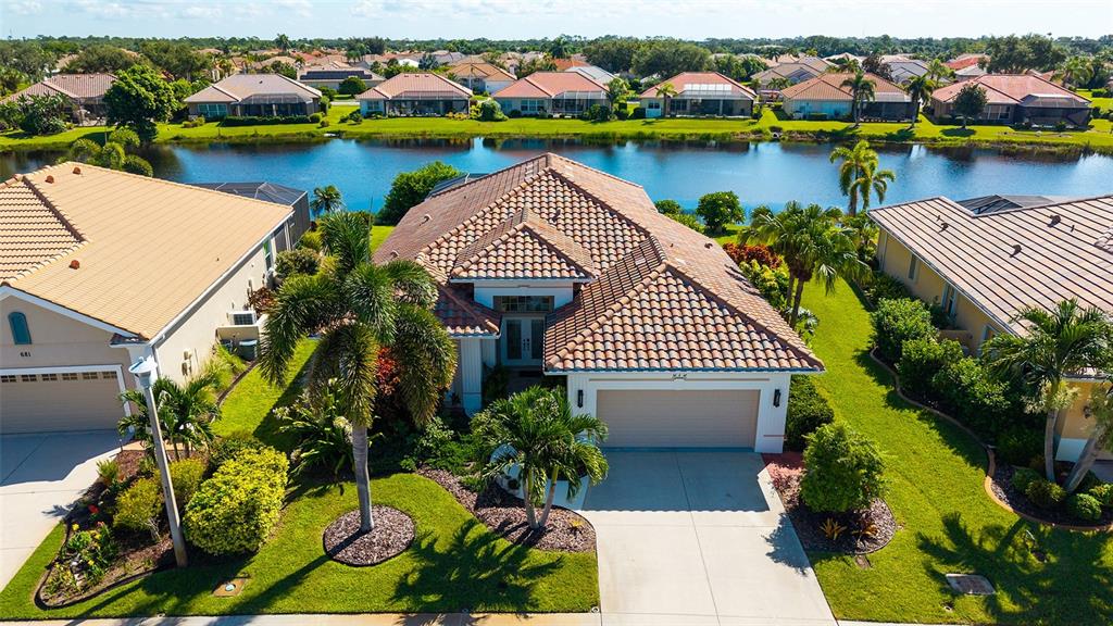 679 LAKESCENE DRIVE, VENICE, FL — photo 4 of 30