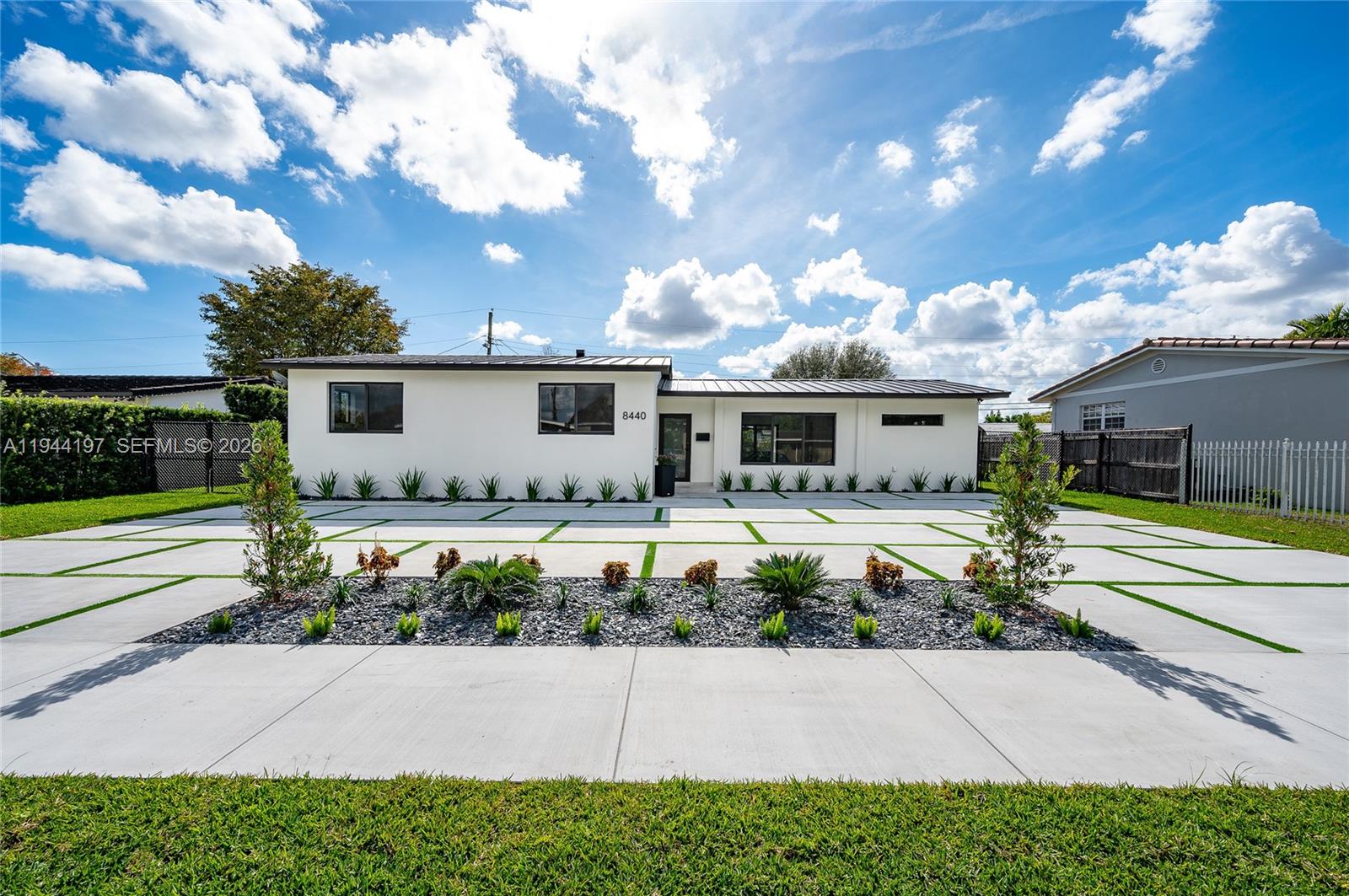 8440 SW 27th Ter, Miami FL 33155