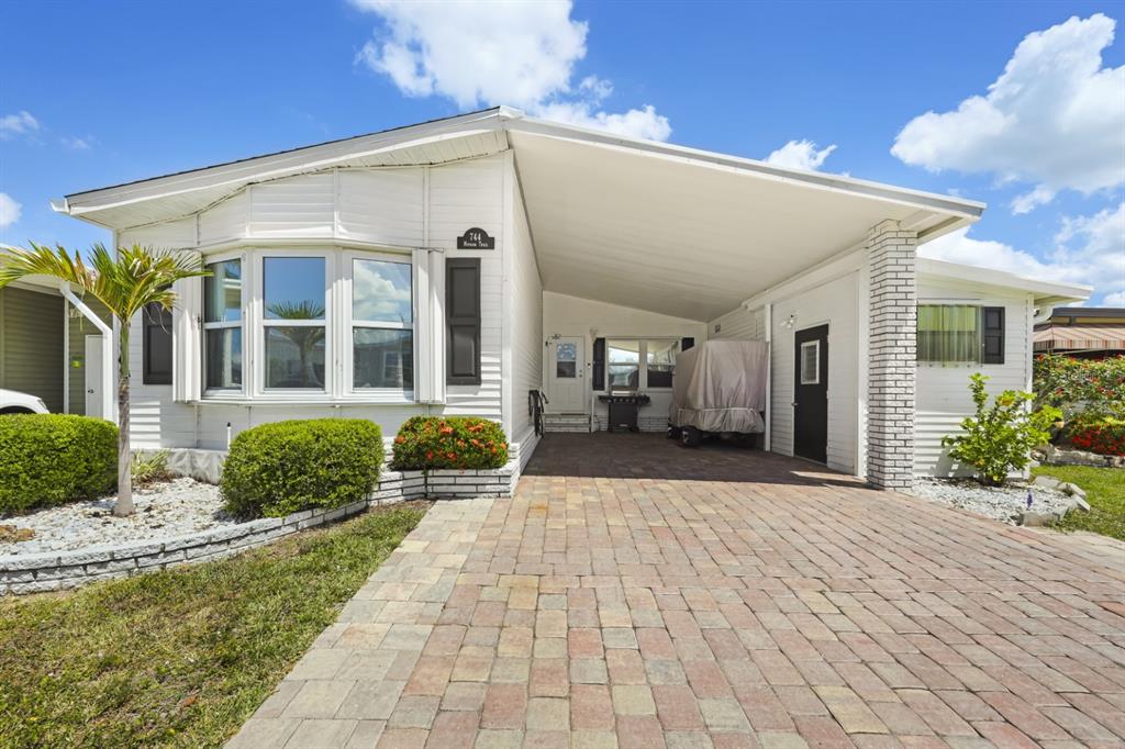 2100 KINGS HIGHWAY UNIT 744