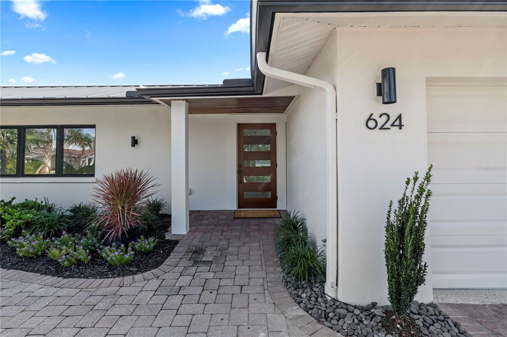 624 DUNDEE LANE, HOLMES BEACH, FL — photo 4 of 30