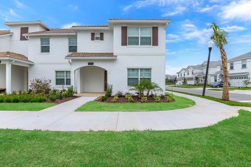 1585 SANDBAGGER DRIVE