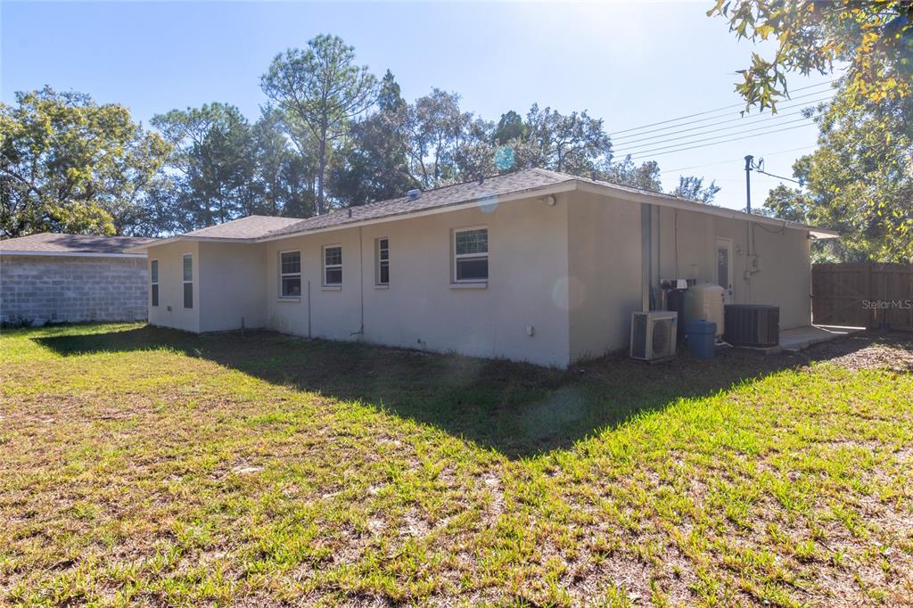6447 BRANDY DRIVE, SPRING HILL, FL — photo 5 of 25