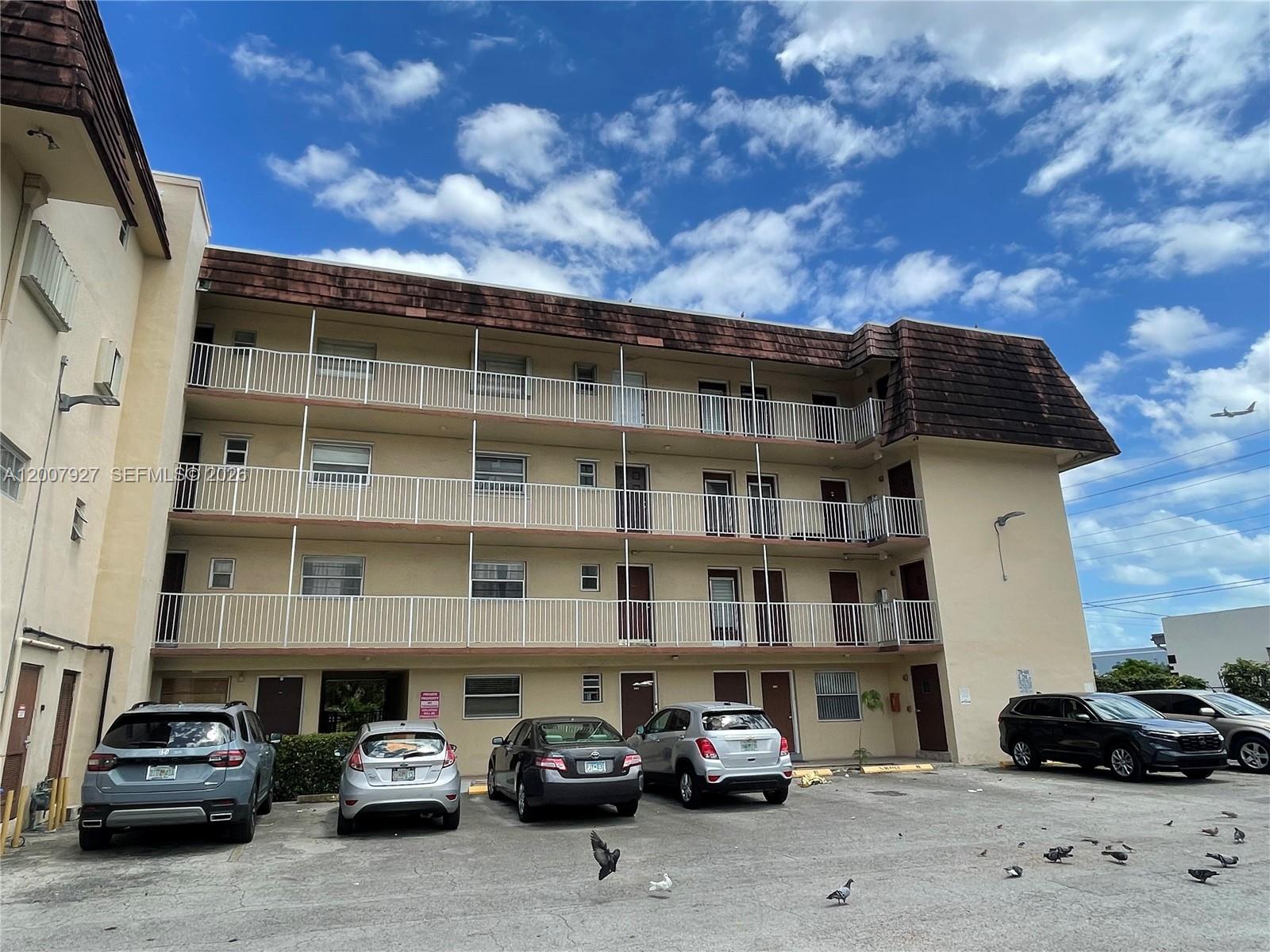 680 Miller Dr # W401, Miami Springs FL 33166