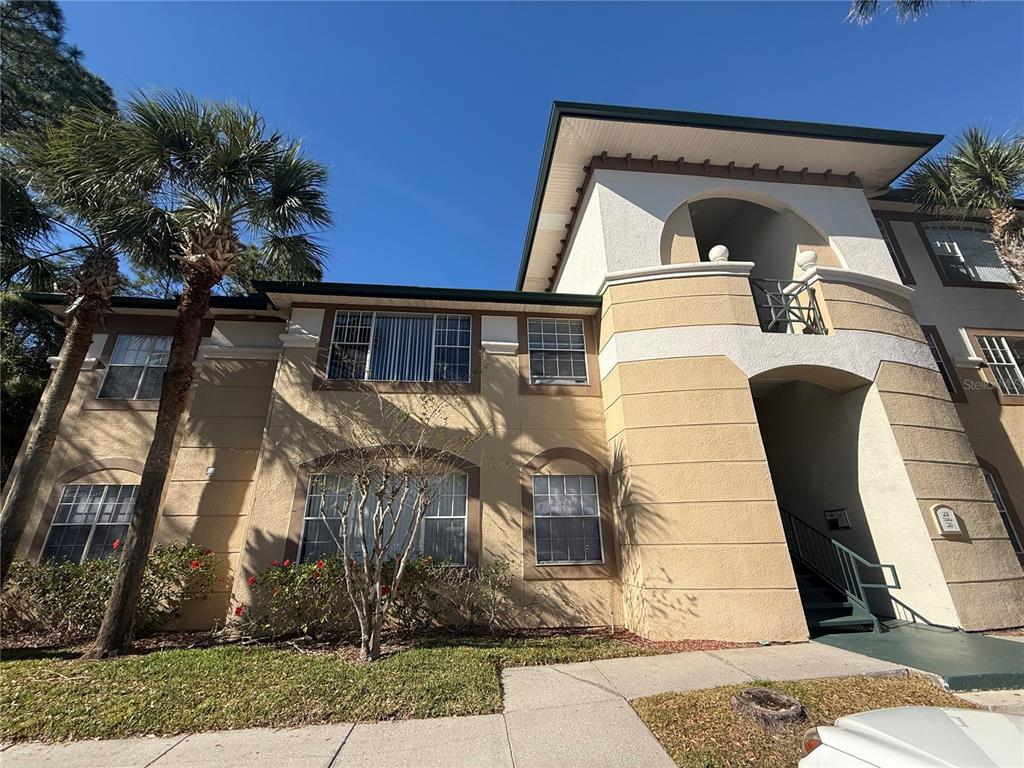 17114 CARRINGTON PARK DRIVE UNIT 207