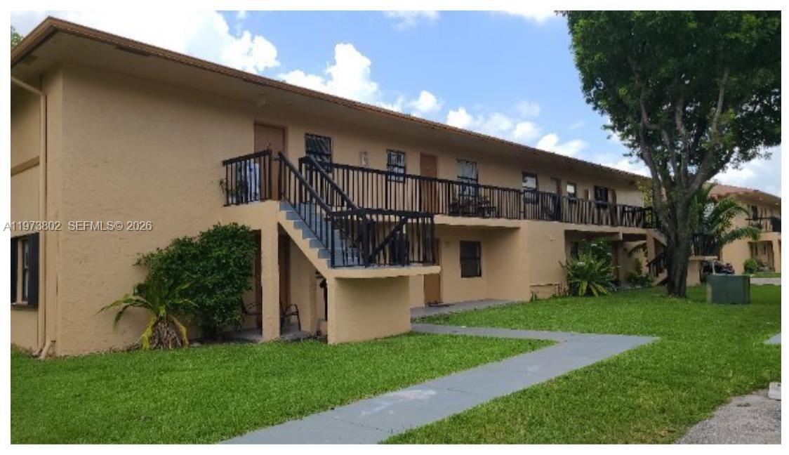 2540 W 67th Pl # 28, Hialeah FL 33016