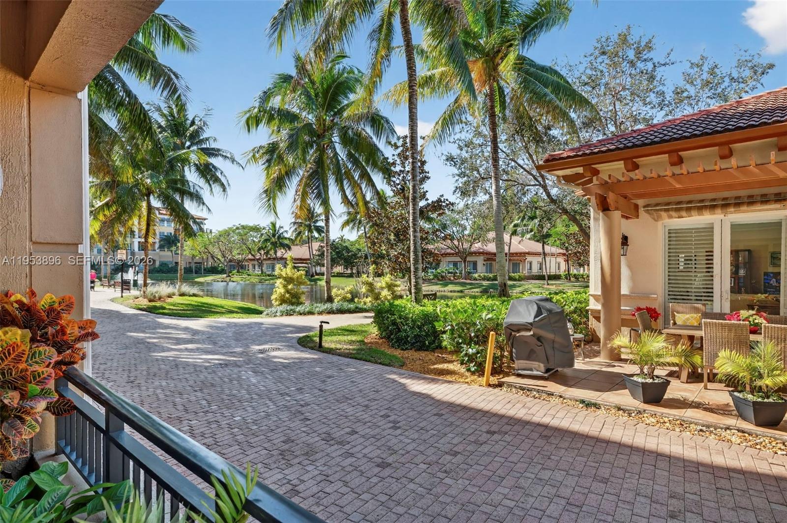 16135 Emerald Estates Dr # 162, Weston FL 33331