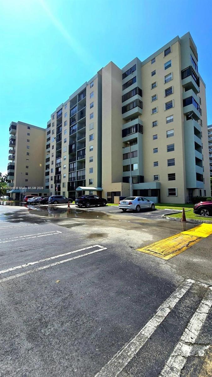 5055 NW 7th St # 413, Miami FL 33126