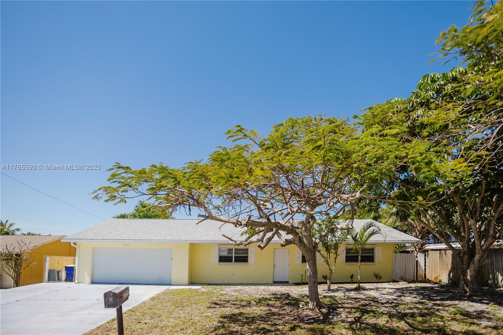 2212 NE 21st Ave, Jensen Beach FL 34957