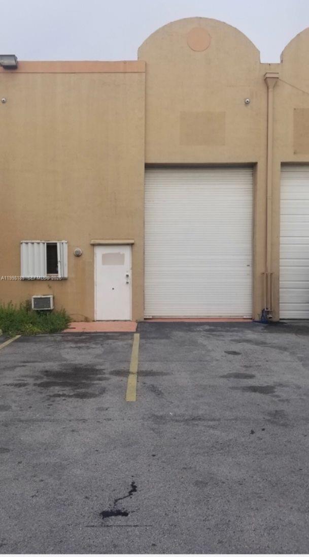 1701 W 37th St # 15, Hialeah FL 33012