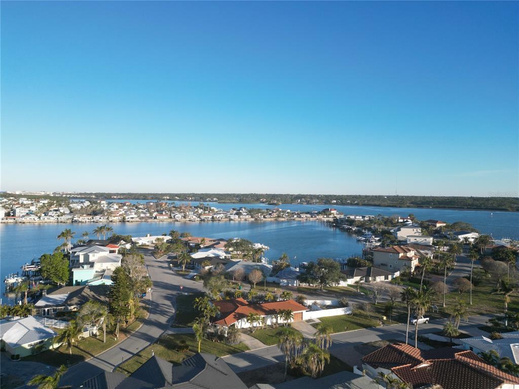 430 173RD AVENUE E, NORTH REDINGTON BEACH, FL — photo 5 of 8
