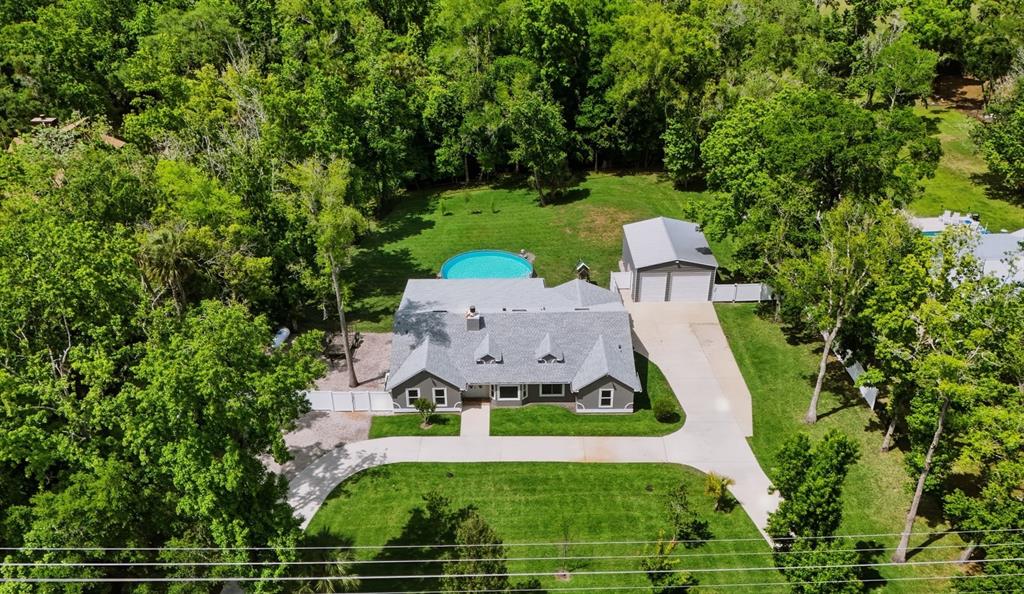 130 E BAHAMA ROAD