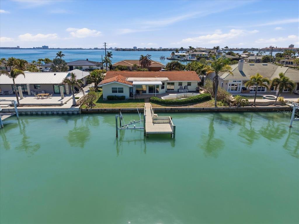 411 55TH AVENUE, ST PETE BEACH, FL — photo 5 of 30