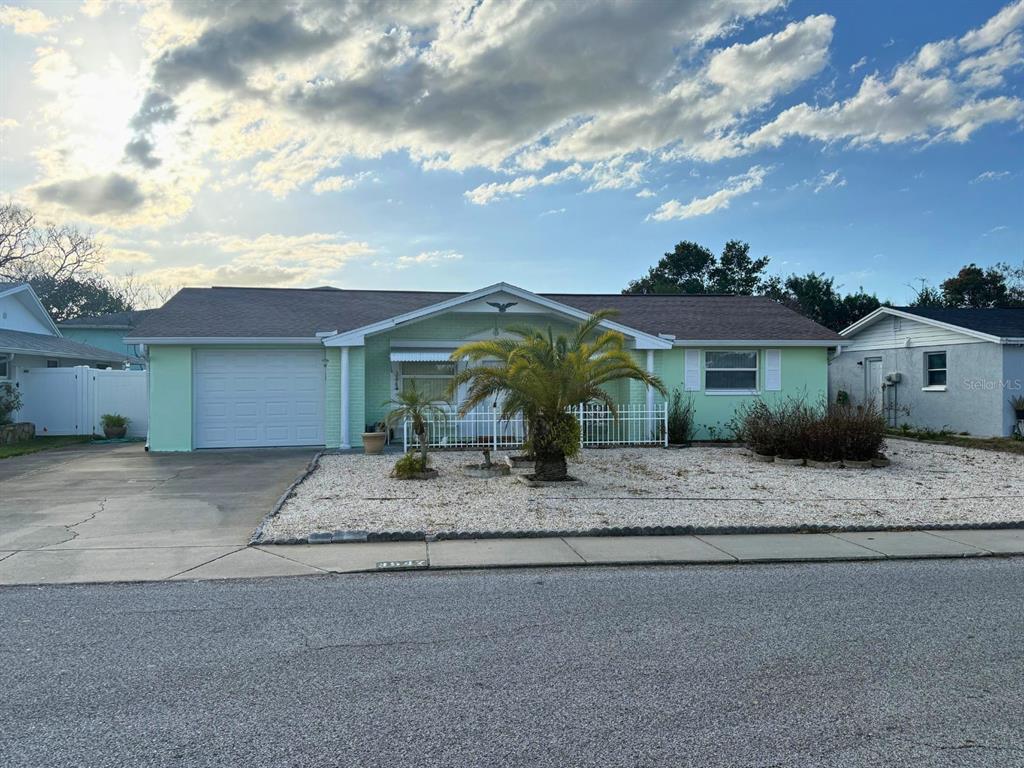 3547 WOODCOCK DRIVE