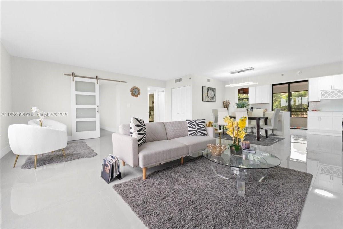 7153 Promenade Dr # 302, Boca Raton FL 33433