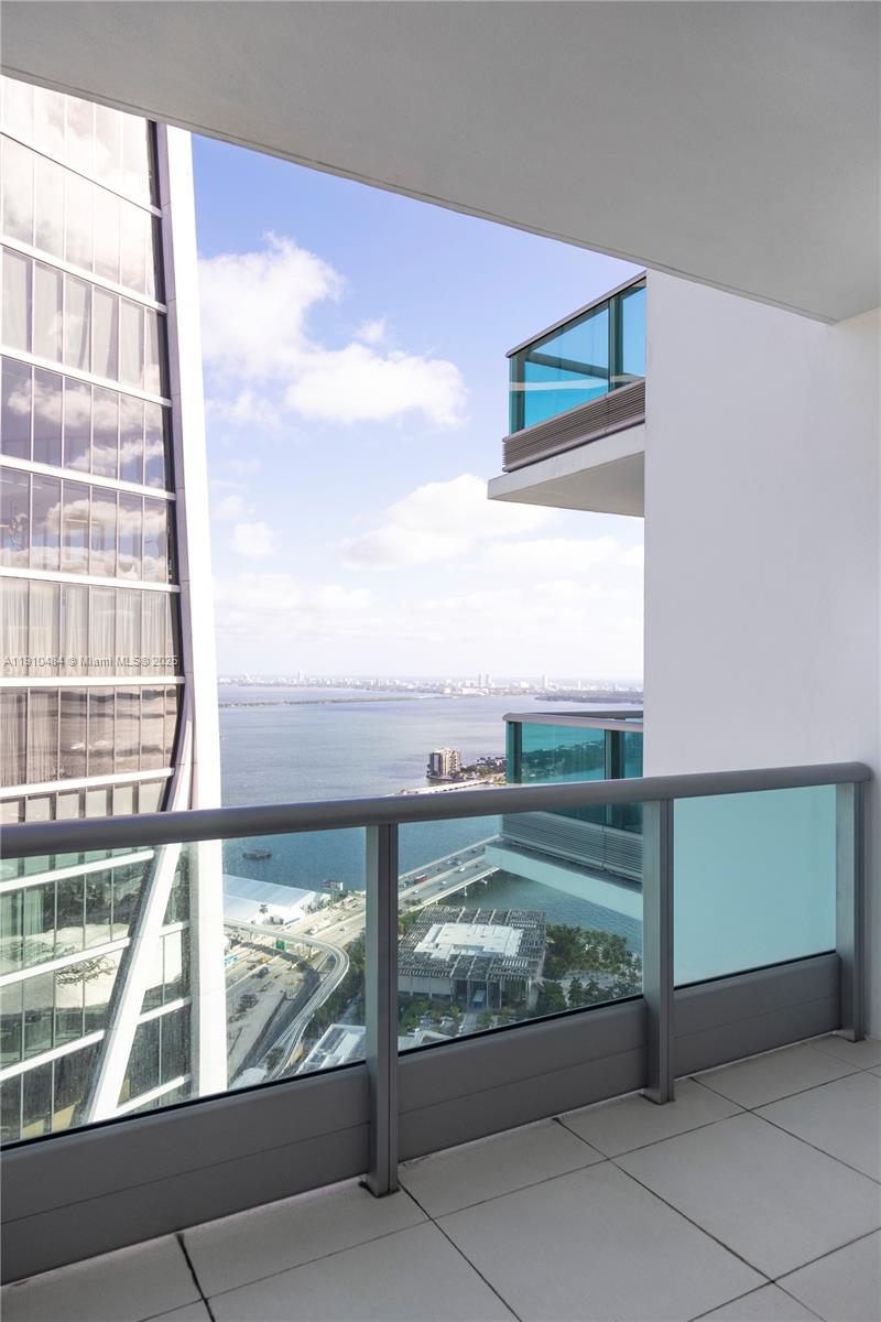 900 Biscayne Blvd # 5610, Miami FL 33132