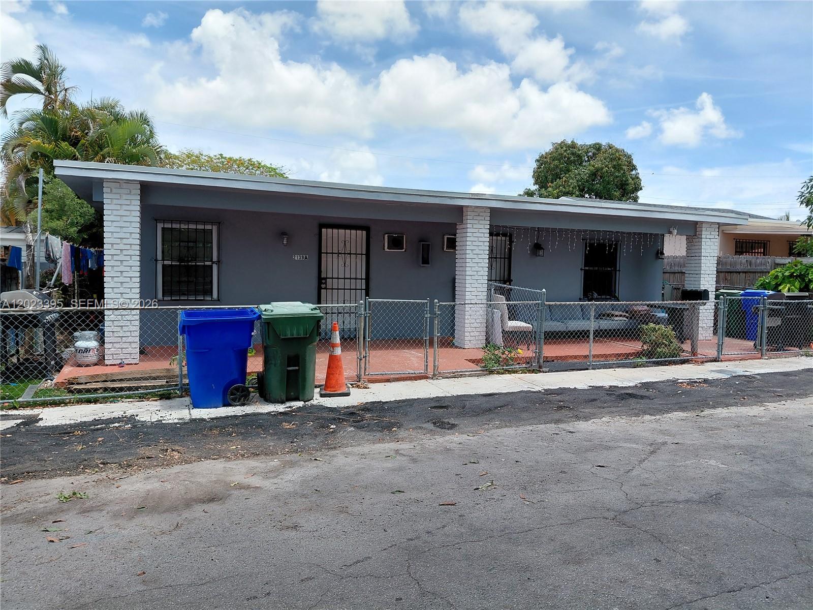 2140 NW 1st Ter, Miami FL 33125