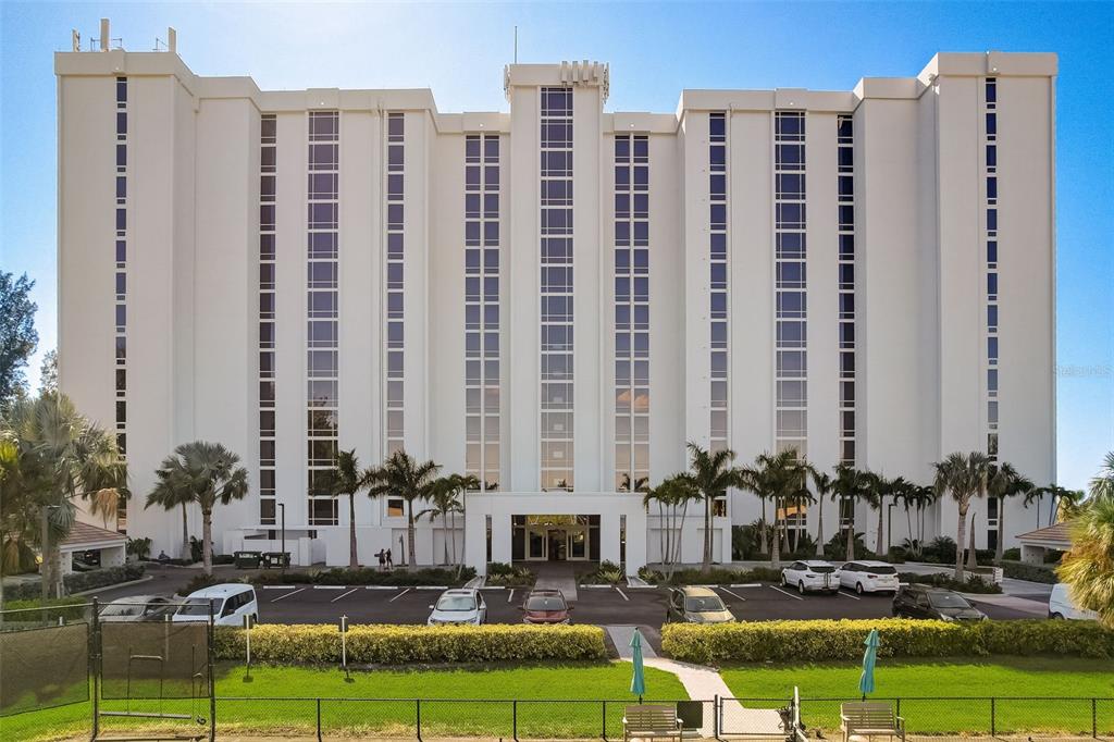 2425 GULF OF MEXICO DRIVE UNIT 14B