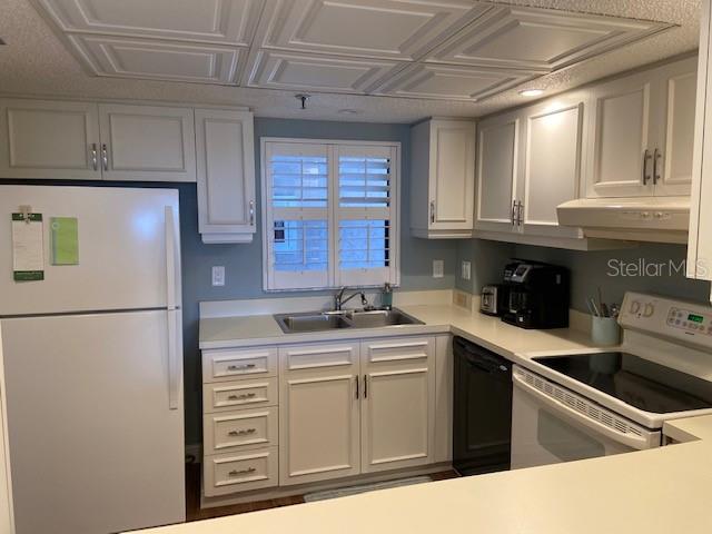 1001 BENJAMIN FRANKLIN DRIVE UNIT 507, SARASOTA, FL — photo 2 of 21