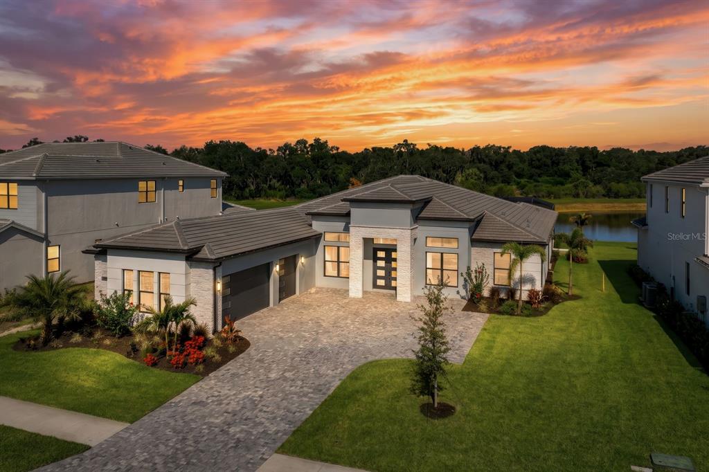 2428 WATERFRONT CIRCLE