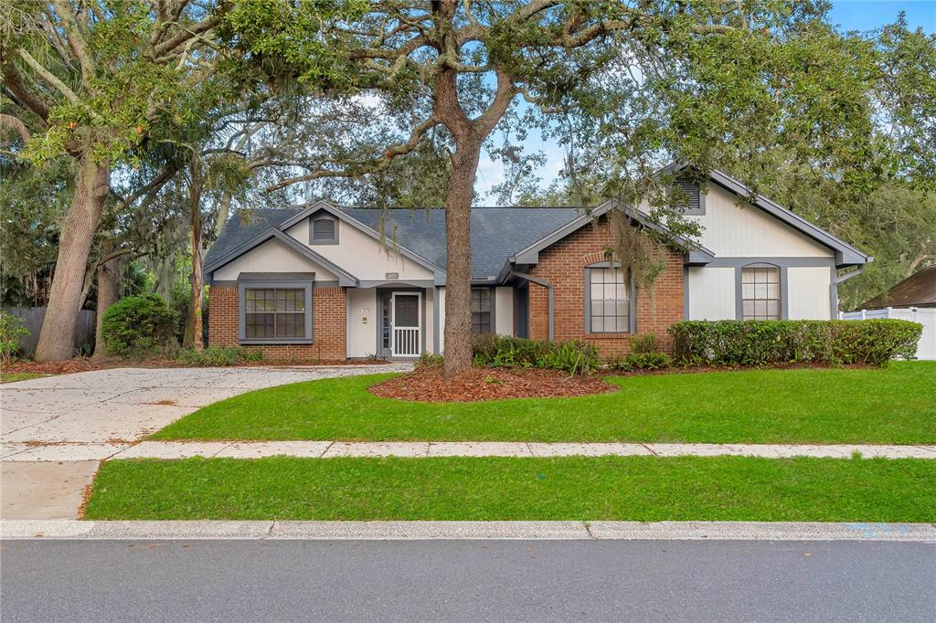 1073 CHESTERFIELD CIRCLE