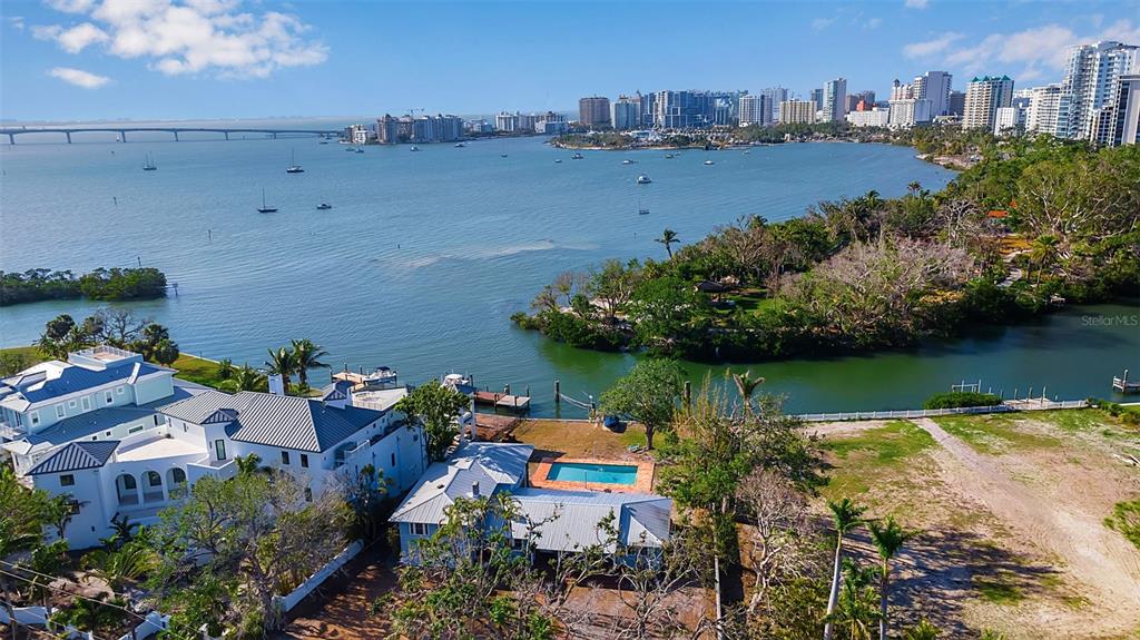 1479 BAY POINT DRIVE, SARASOTA, FL — photo 4 of 29