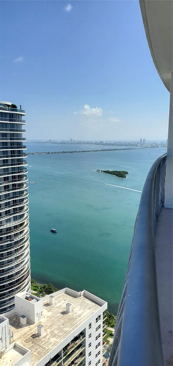 1750 N Bayshore Dr # 5411, Miami FL 33132