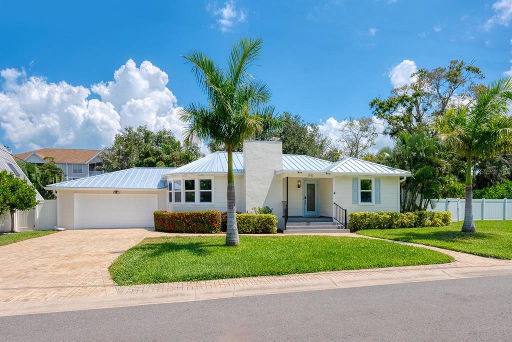 1931 HIGH POINT CIRCLE, SARASOTA, FL — photo 2 of 30