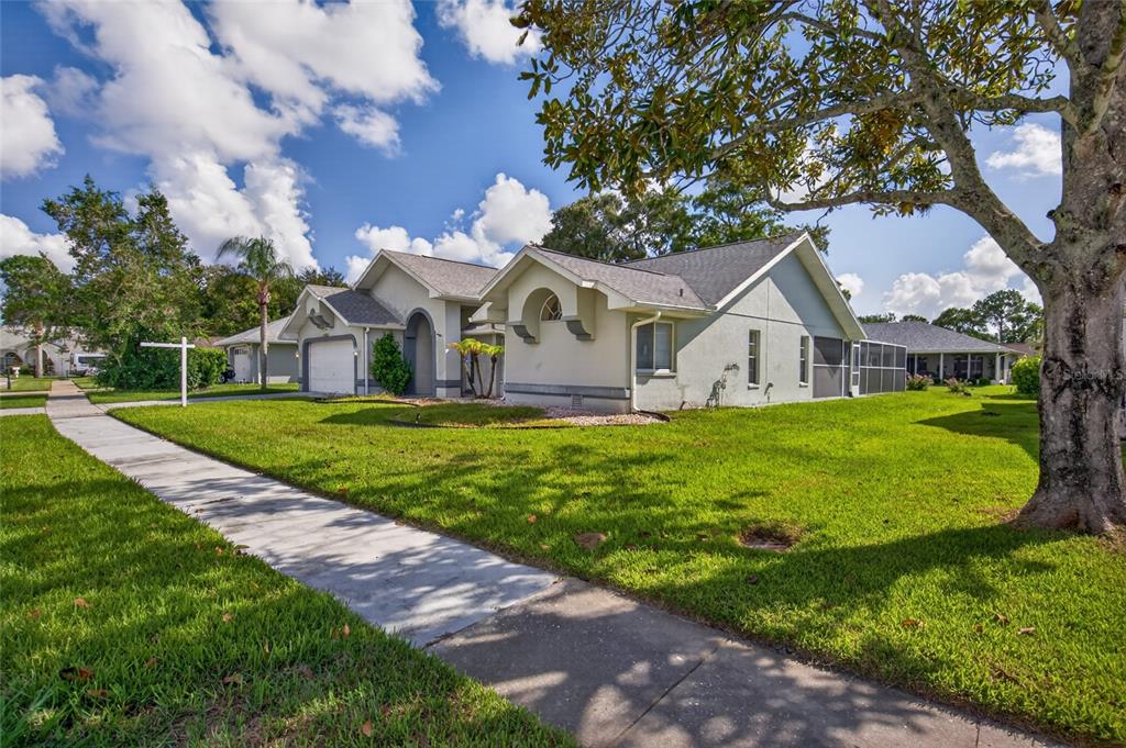 13625 DEVENTER COURT, HUDSON, FL — photo 3 of 30