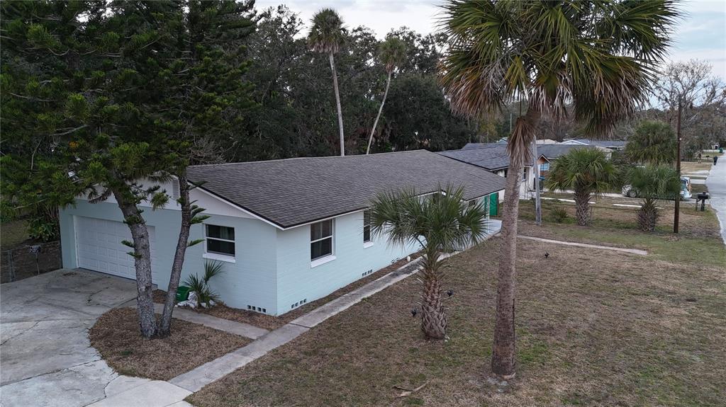 312 HOPKINS AVENUE