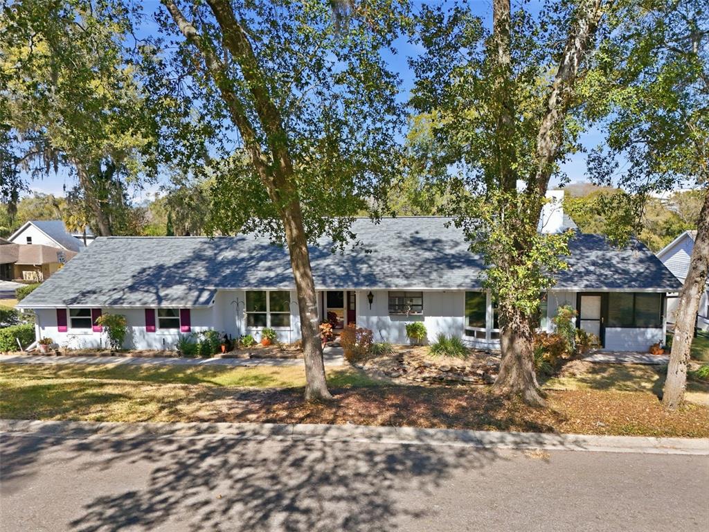 58 TOWNHILL DRIVE, EUSTIS, FL — photo 2 of 26