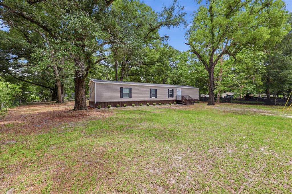 215 SW ALPINE PLACE