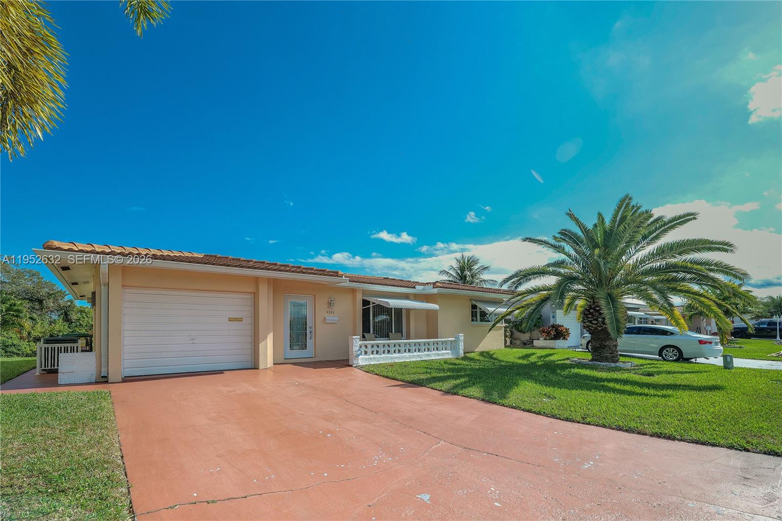 4904 Mainland Dr, Tamarac FL 33319