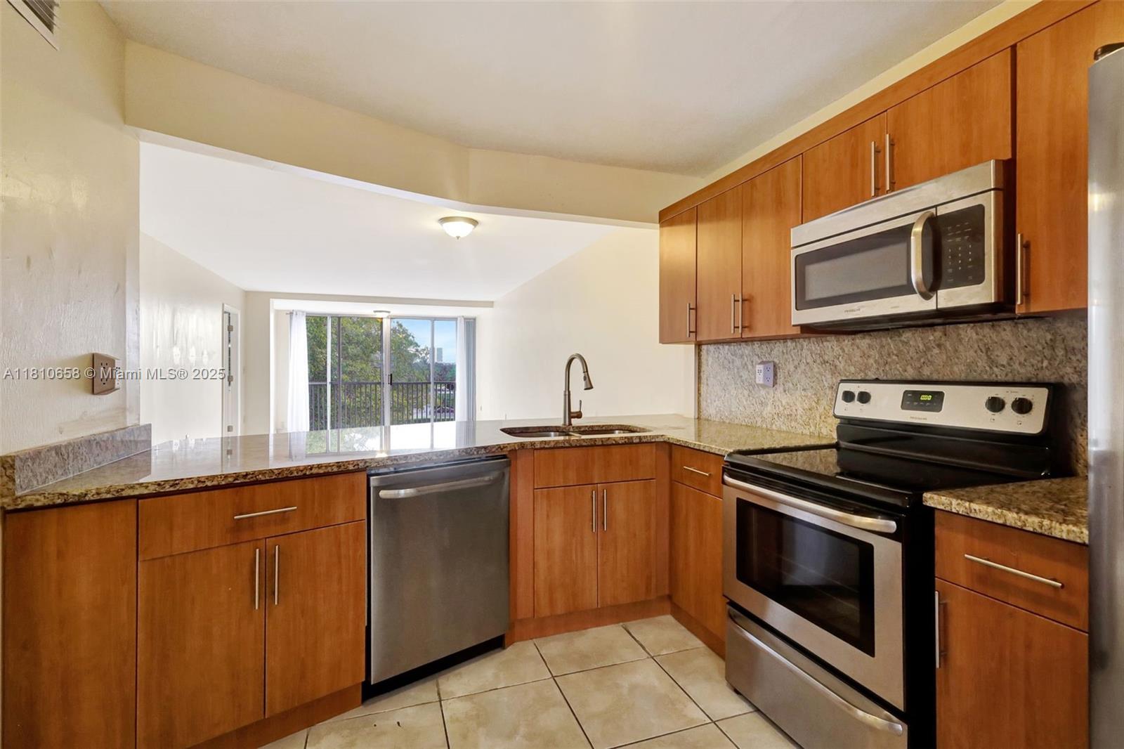 1780 NE 191st St # 2, Miami FL 33179