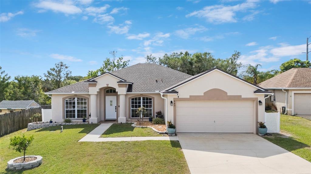 945 CYPRESS COURT