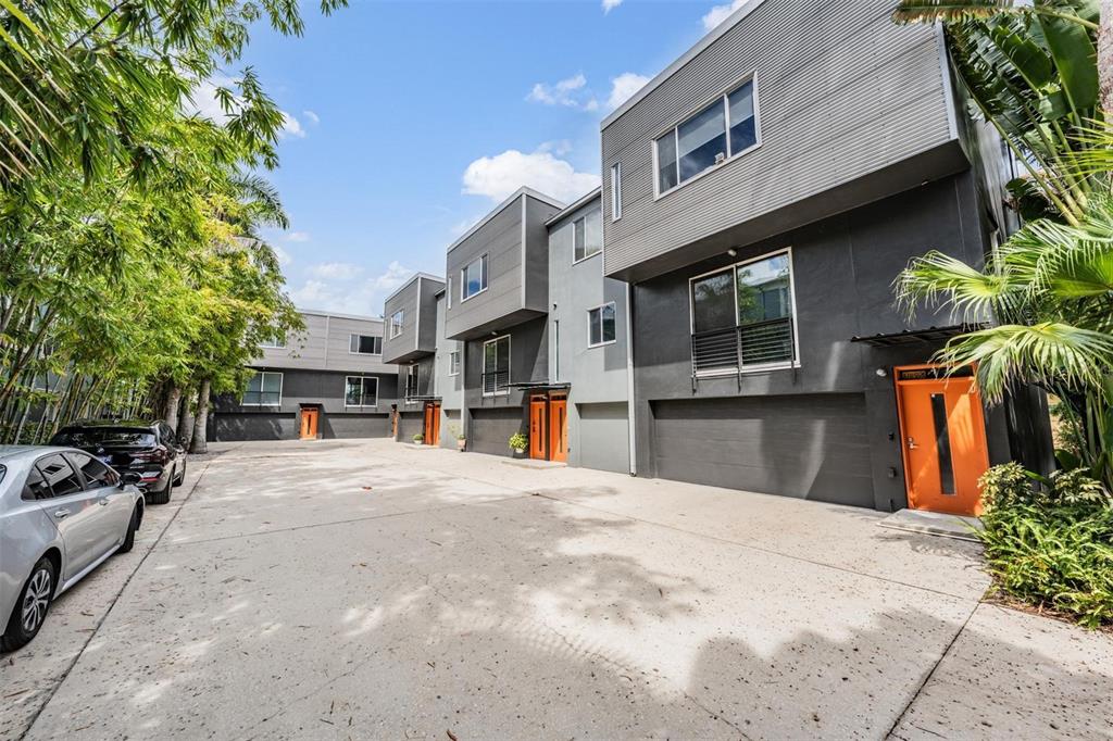 3107 W DE LEON STREET UNIT 5