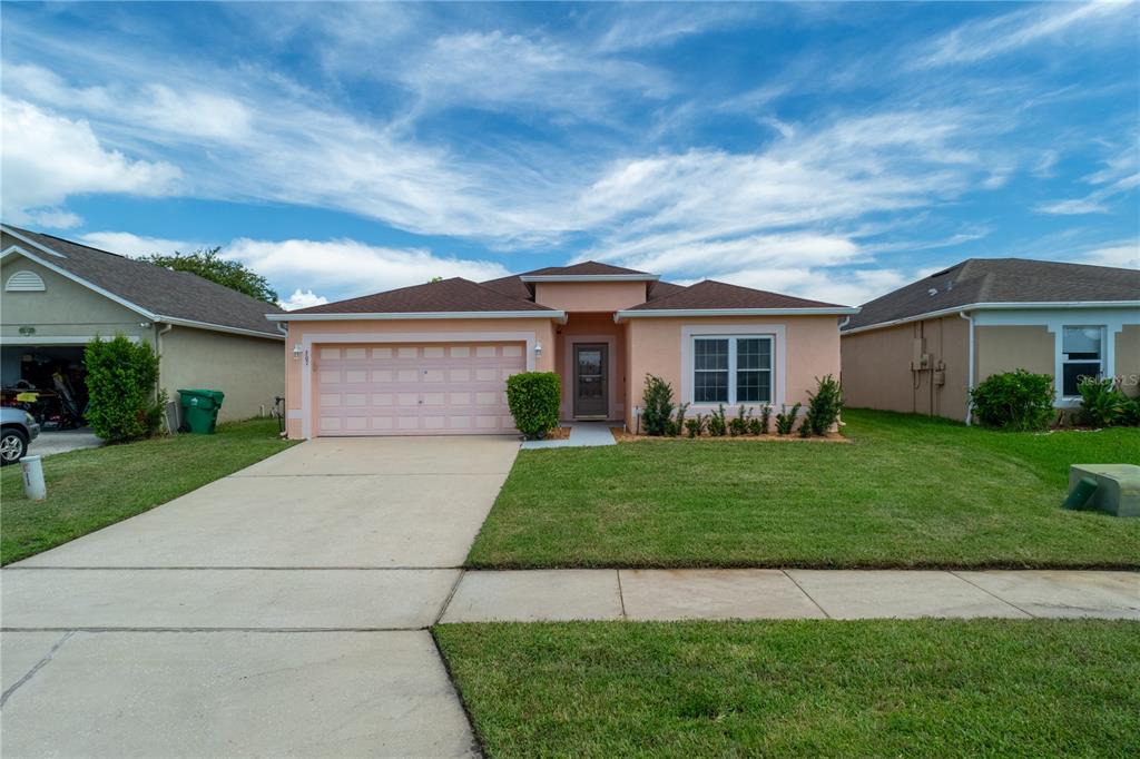 307 GRAND ROYAL CIRCLE