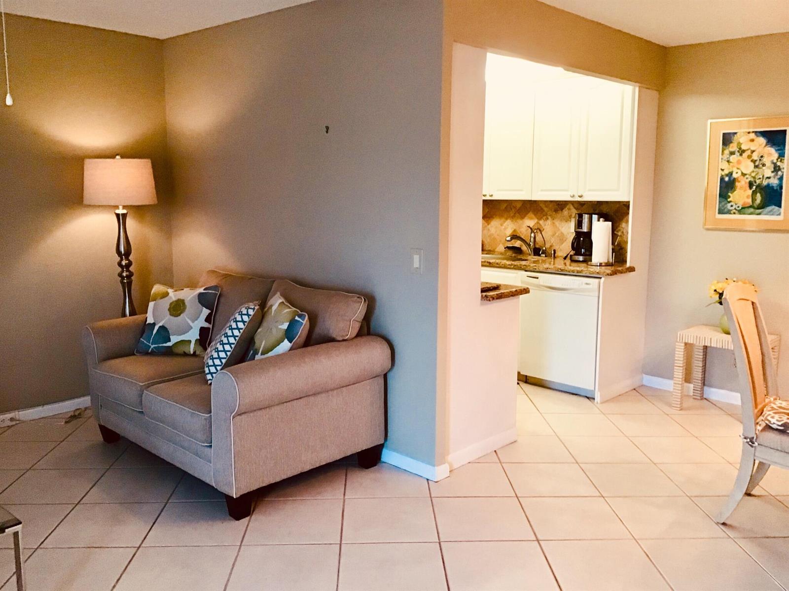 4008 Cornwall A, Boca Raton FL 33434