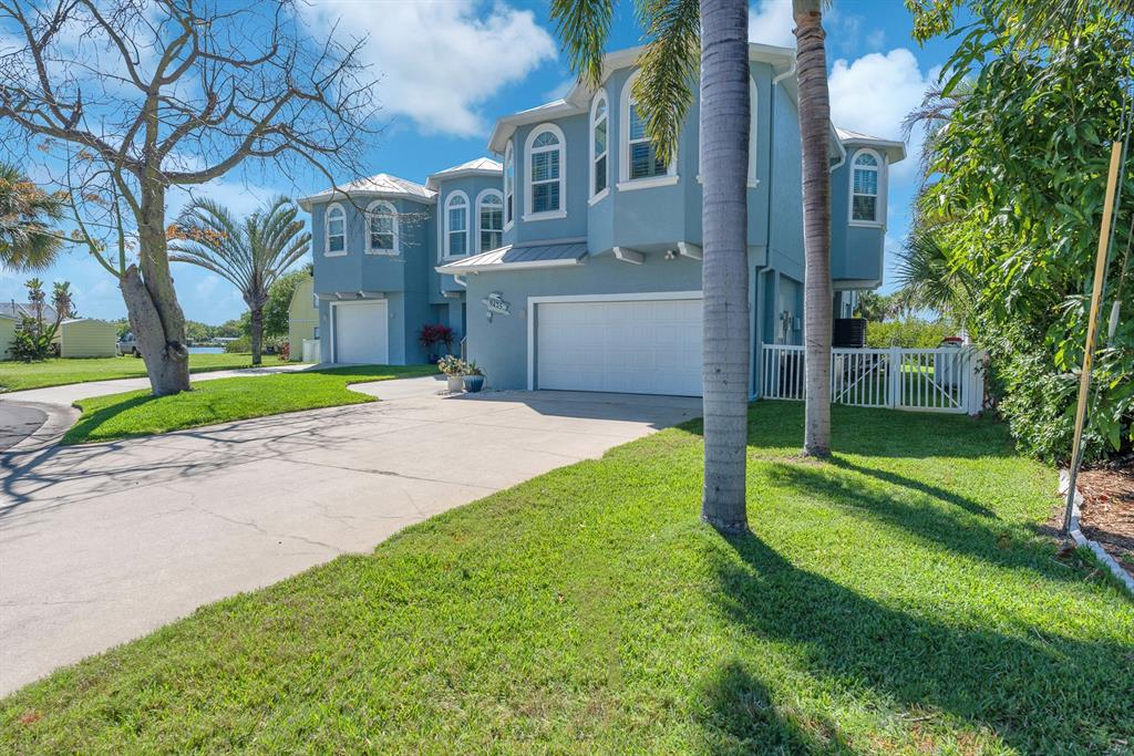 9425 OAK STREET, RIVERVIEW, FL — photo 2 of 30