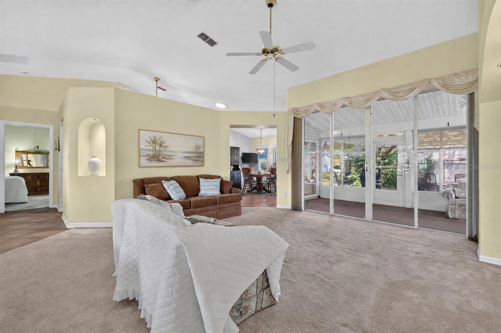 25333 RIVER CREST DRIVE, LEESBURG, FL — photo 5 of 30