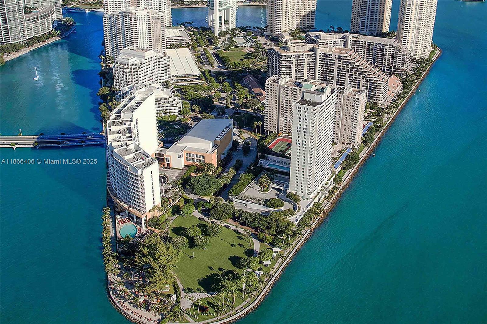 520 Brickell Key Dr, Miami FL 33131