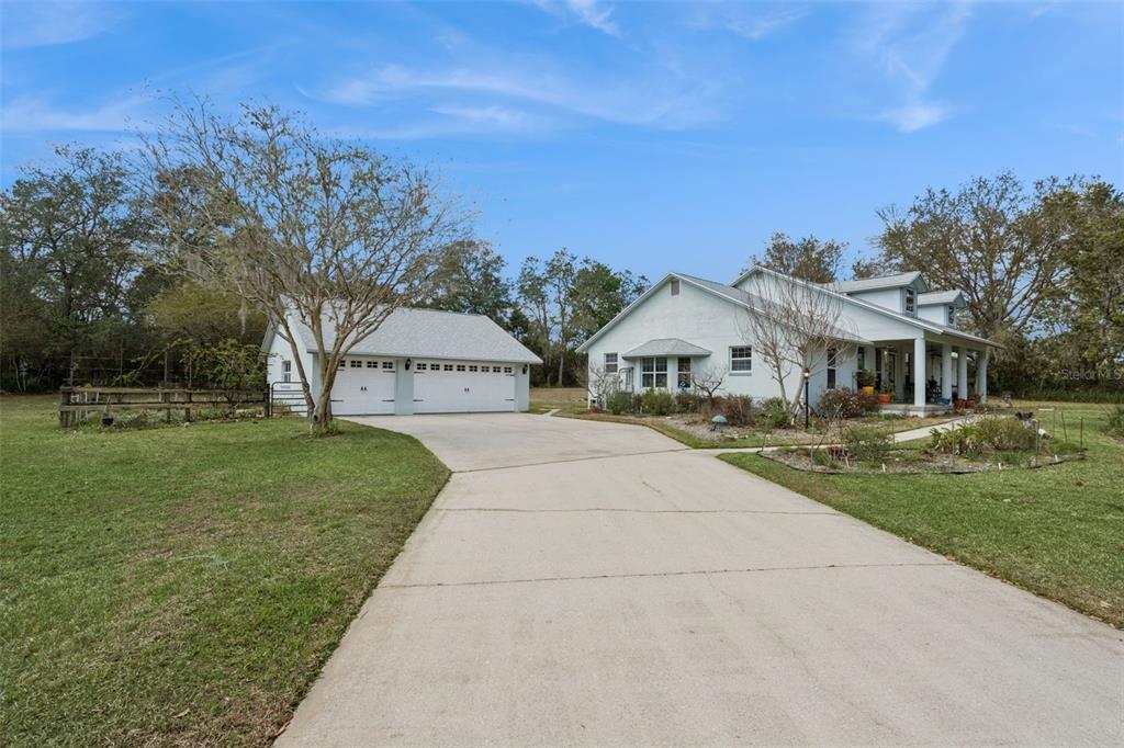 41731 DAHLIA STREET, EUSTIS, FL — photo 2 of 30