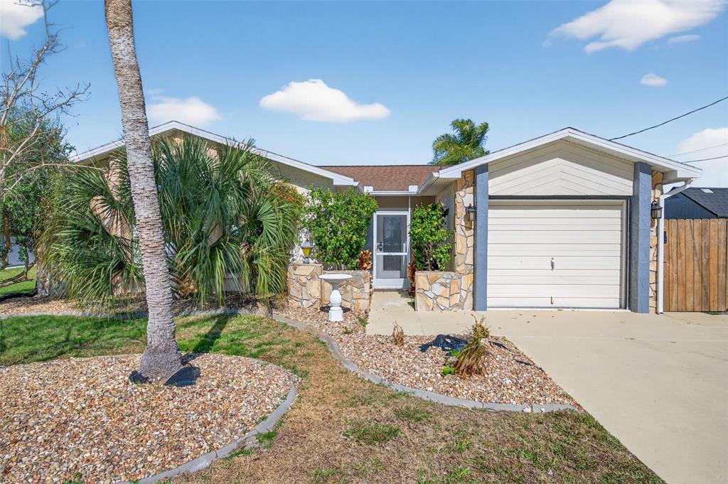 7623 MAKO DRIVE, HUDSON, FL — photo 3 of 30