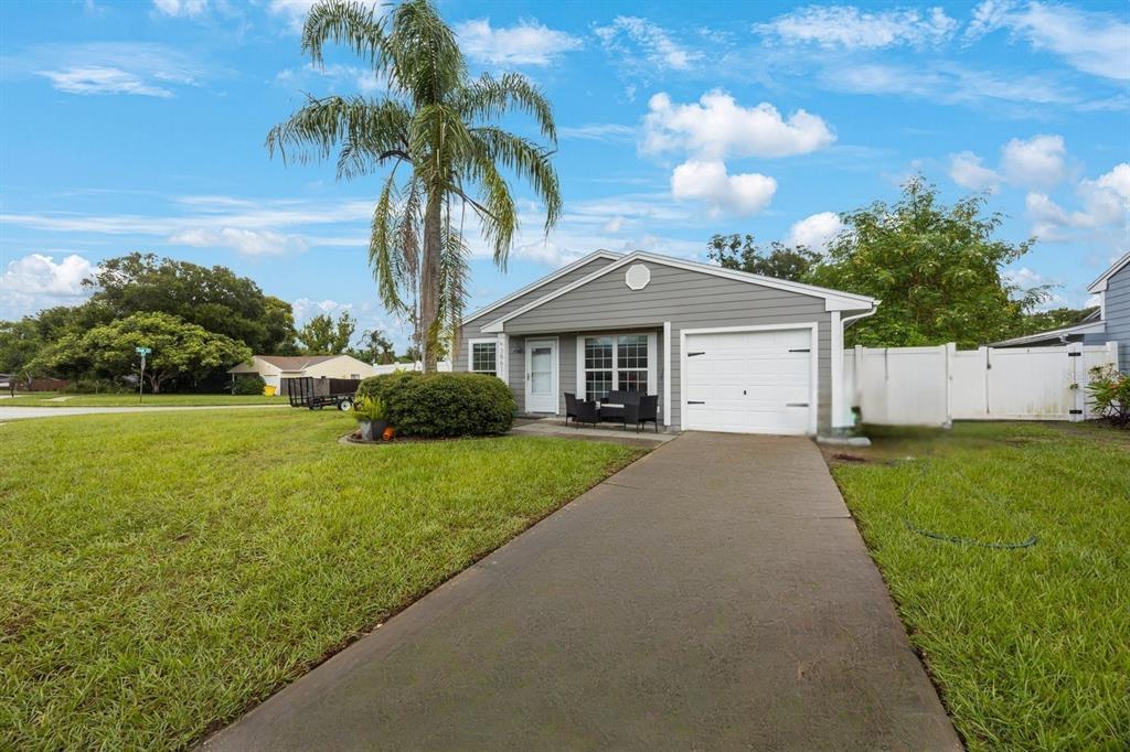3861 REGENT DRIVE