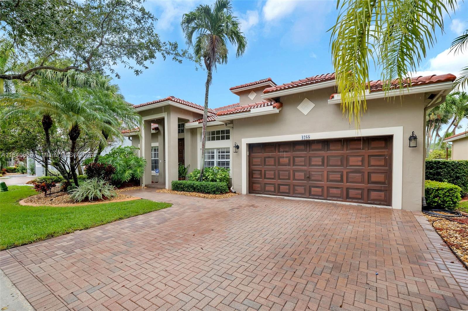 4288 Diamond Ter, Weston FL 33331